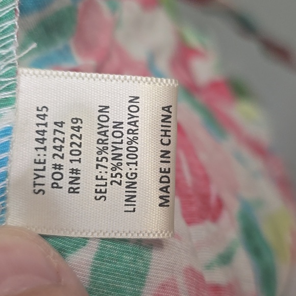 Skies Are Blue Floral Wrap Top with Pink and Green, NWT, Mult Plus Size - Picture 4 of 4